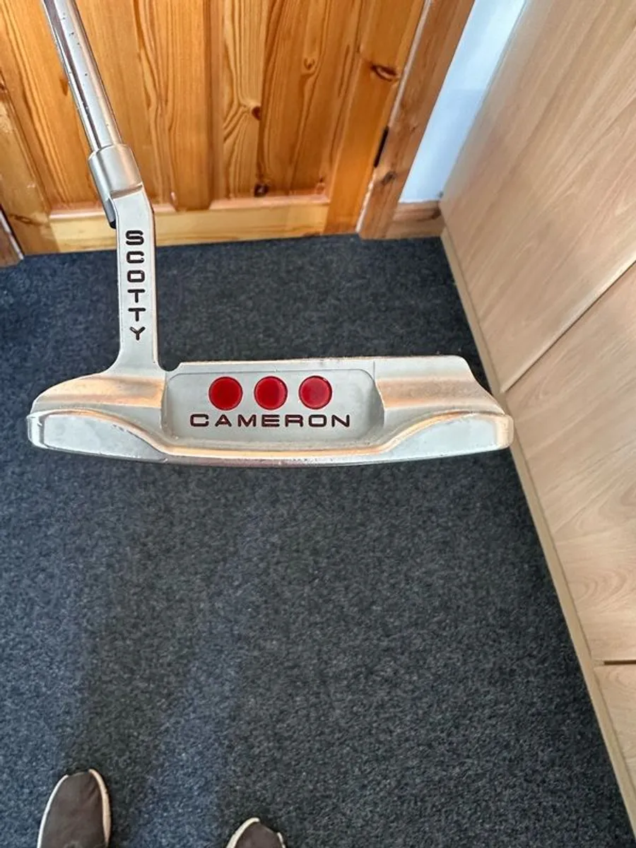 Scotty Cameron studio select Newport 34" - Image 1