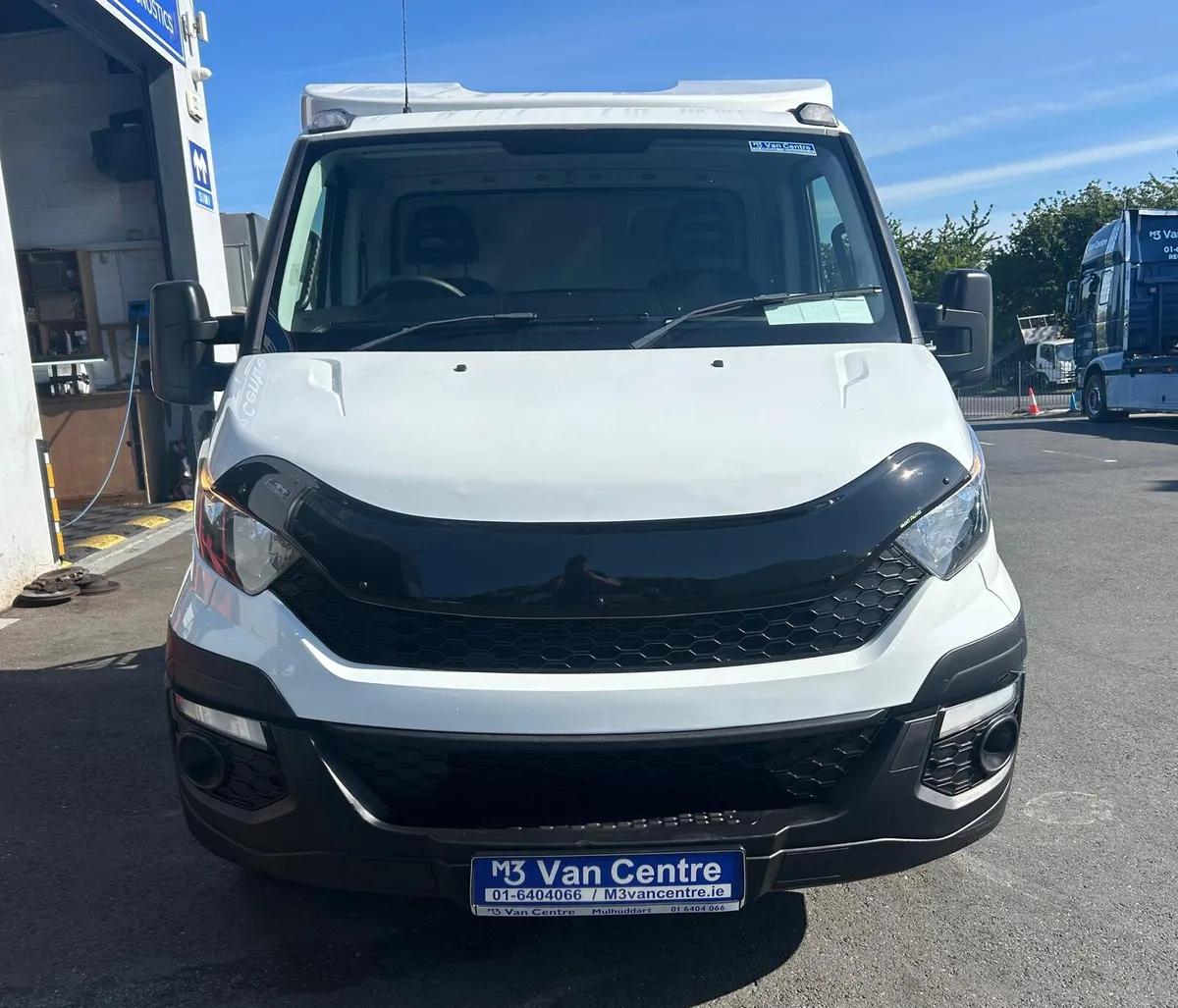 2015 IVECO DAILY 3.5T RECOVERY! AUTO!! - Image 3