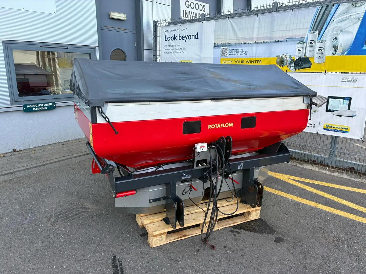 2018 Vicon RO-M 1500 litre Fert Spreader - Image 3