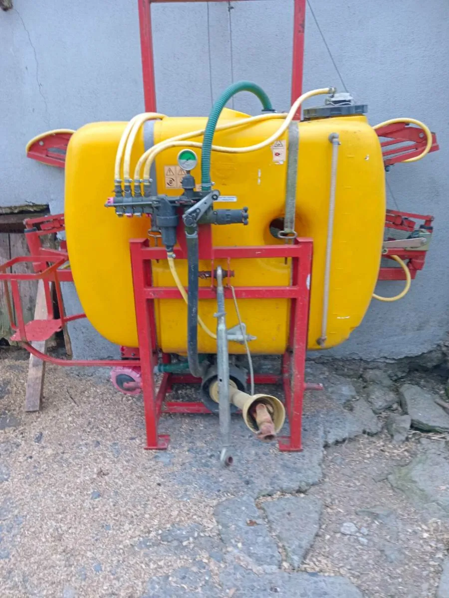 Tractor Sprayer - Image 1