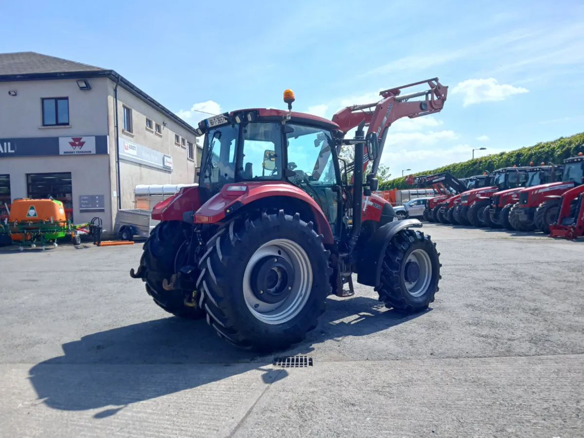 Case Farmall 105U - Image 4