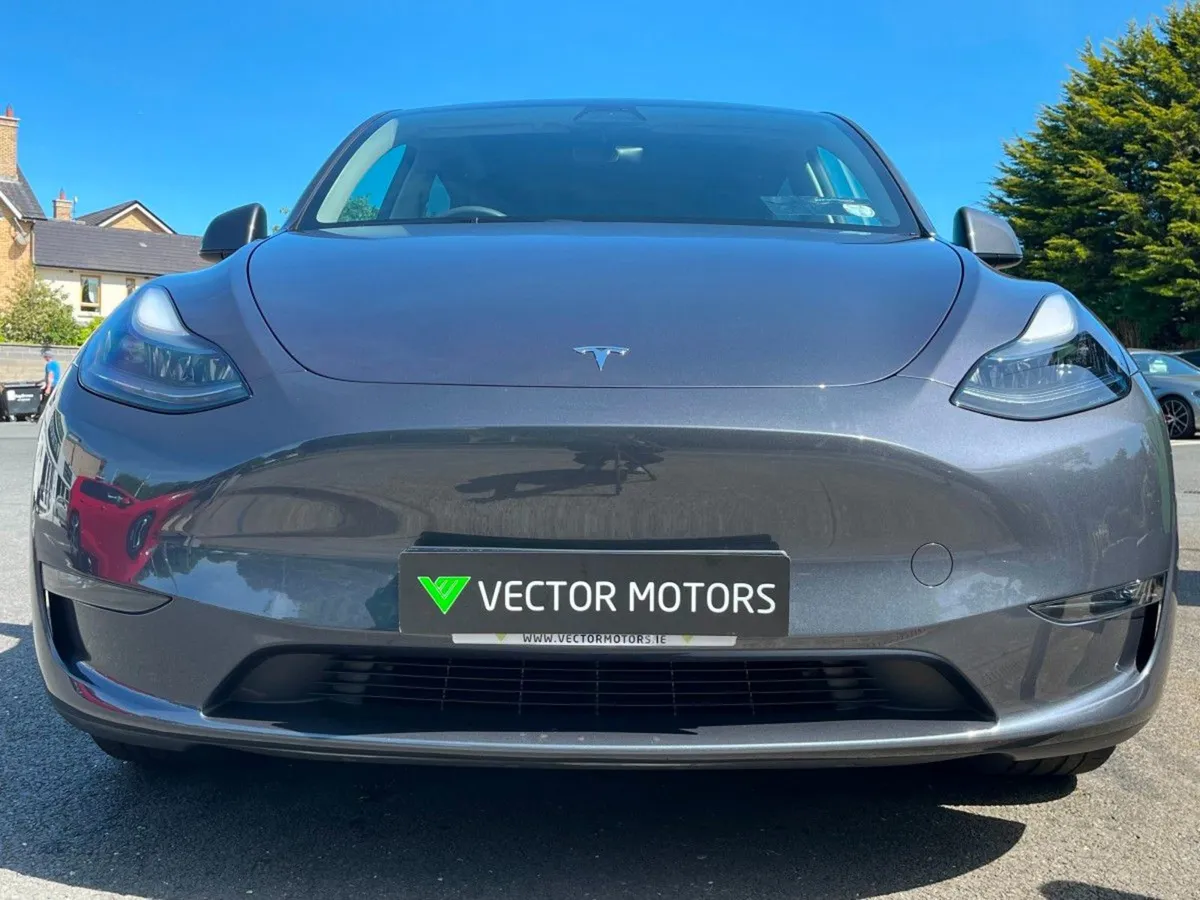 Tesla Model Y Long-range Dual Motor AWD - Image 3