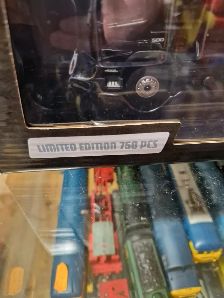 Corgi Motorart Volvo Tipper Truck 1.50 - Image 3