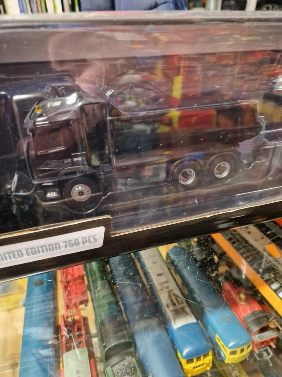Corgi Motorart Volvo Tipper Truck 1.50 - Image 4