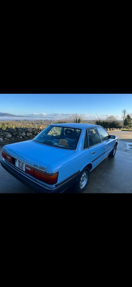 Toyota Camry 1991 - Image 1