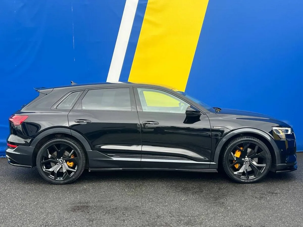 Audi e-tron 50 QUATTRO RS-PERFORMANCE PACK // BLAC - Image 2