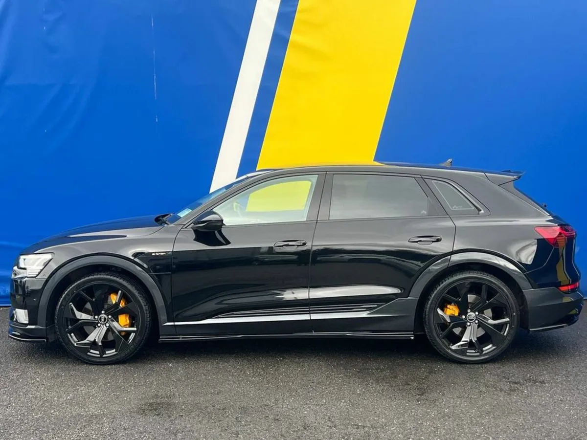 Audi e-tron 50 QUATTRO RS-PERFORMANCE PACK // BLAC - Image 3