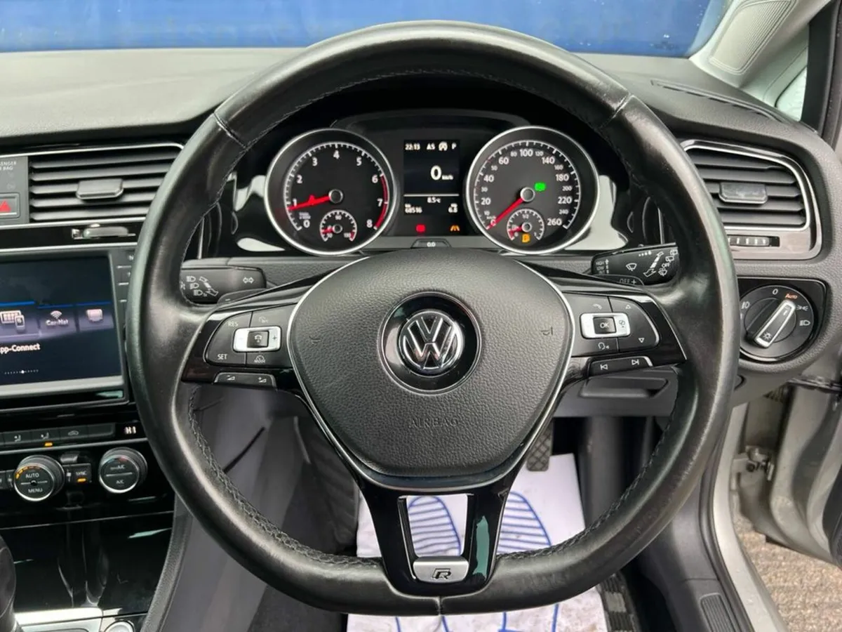 Volkswagen Golf HIGHLINE 1.4 TSI AUTO // FULL SERV - Image 4