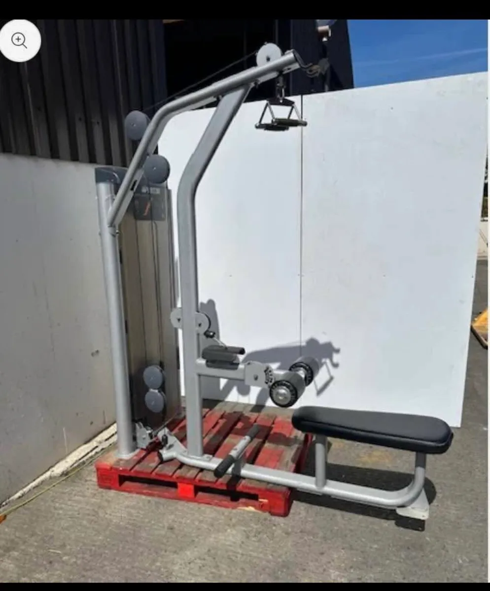 Precor lat pulldown - Image 1