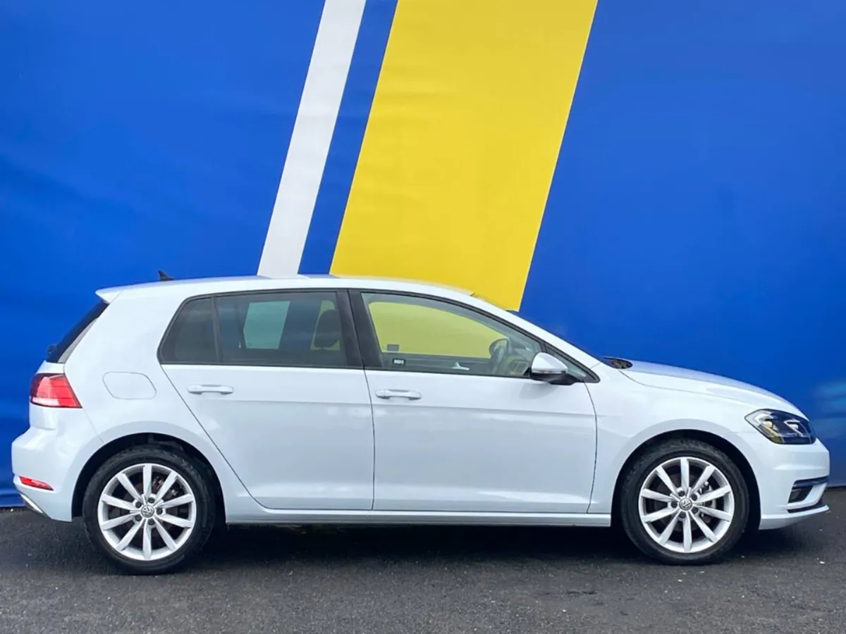 Volkswagen Golf COMFORTLINE 1.2 TSI AUTO // FULL S - Image 2