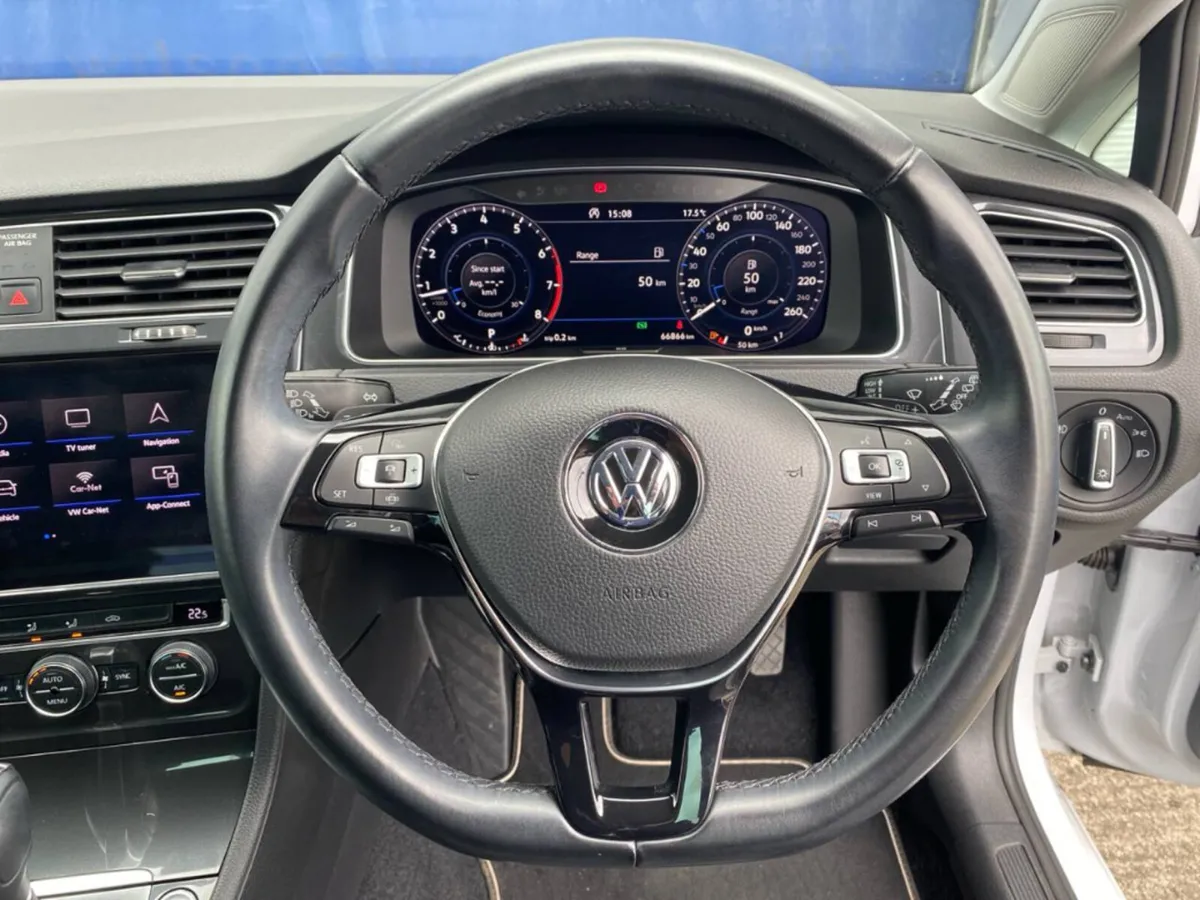 Volkswagen Golf COMFORTLINE 1.2 TSI AUTO // FULL S - Image 4