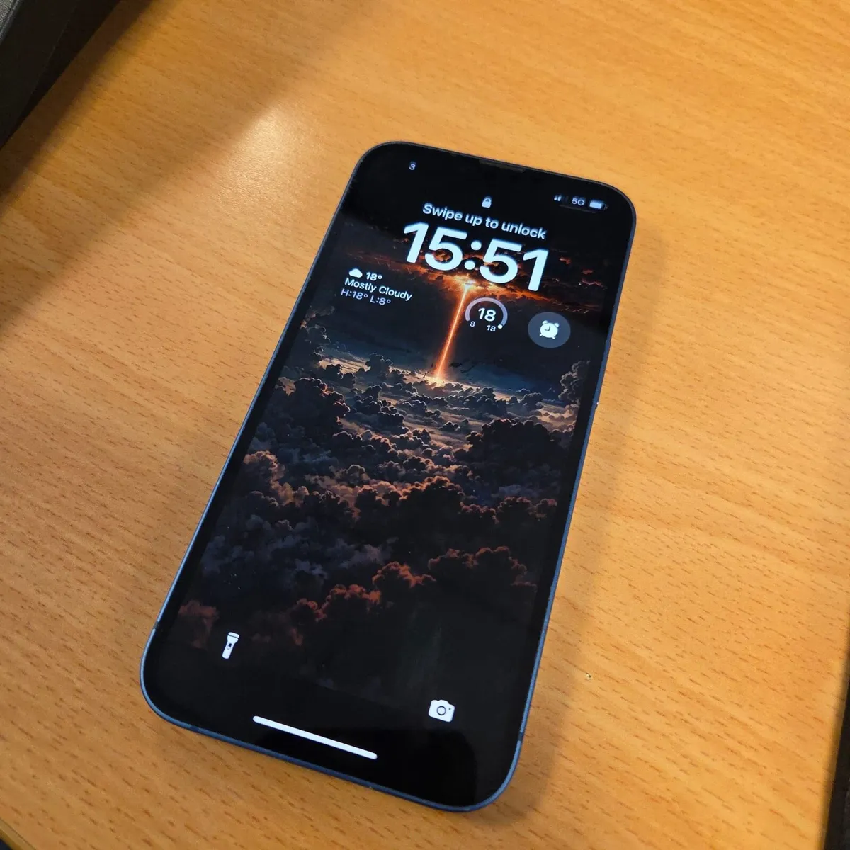 iPhone 13 - Image 1
