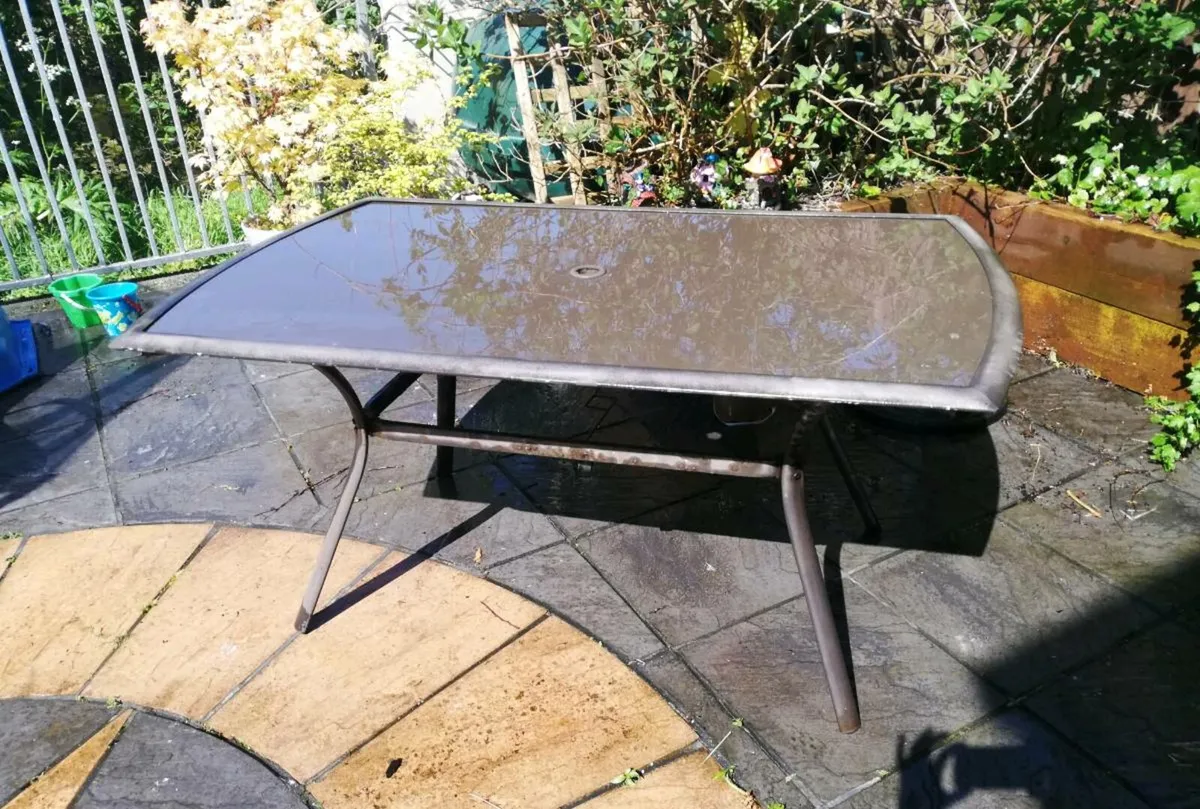 Garden Table - Image 1