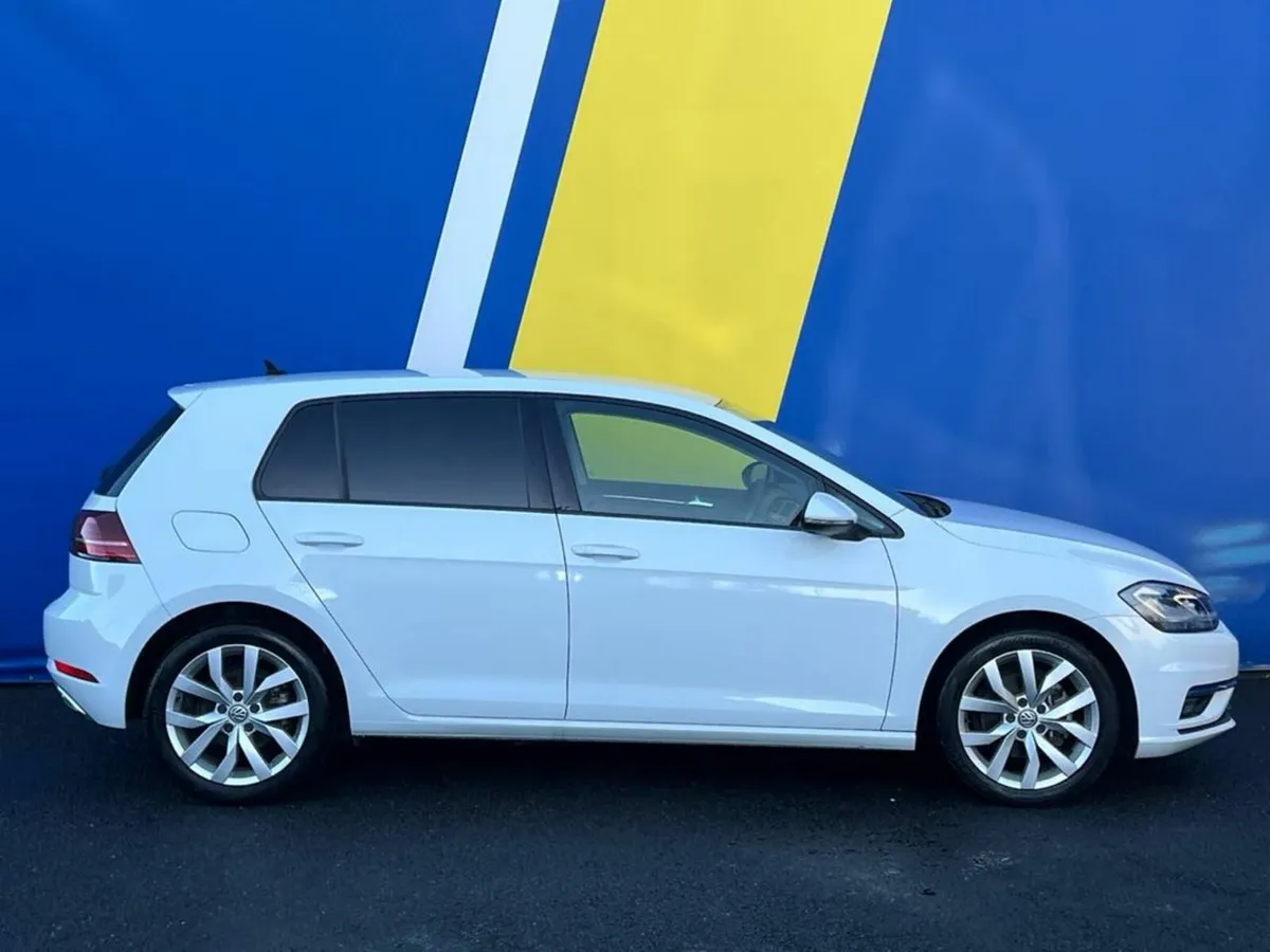 Volkswagen Golf HIGHLINE 1.4 TSI AUTO // DIGITAL C - Image 2