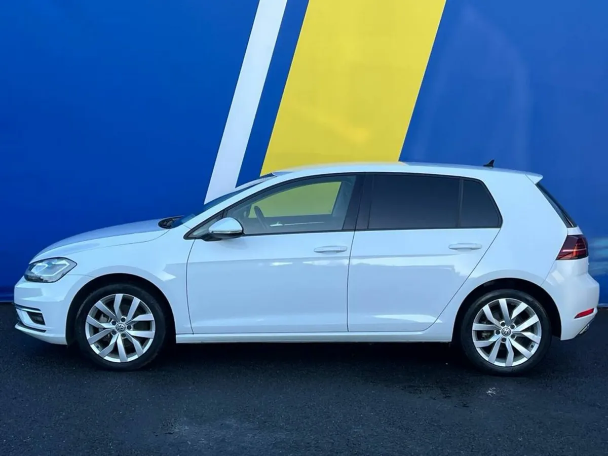 Volkswagen Golf HIGHLINE 1.4 TSI AUTO // DIGITAL C - Image 3