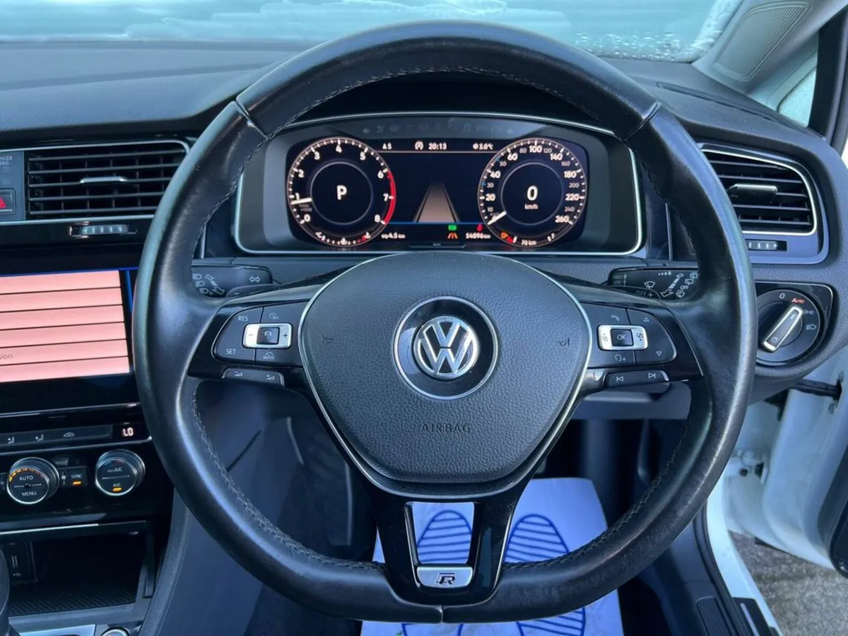 Volkswagen Golf HIGHLINE 1.4 TSI AUTO // DIGITAL C - Image 4
