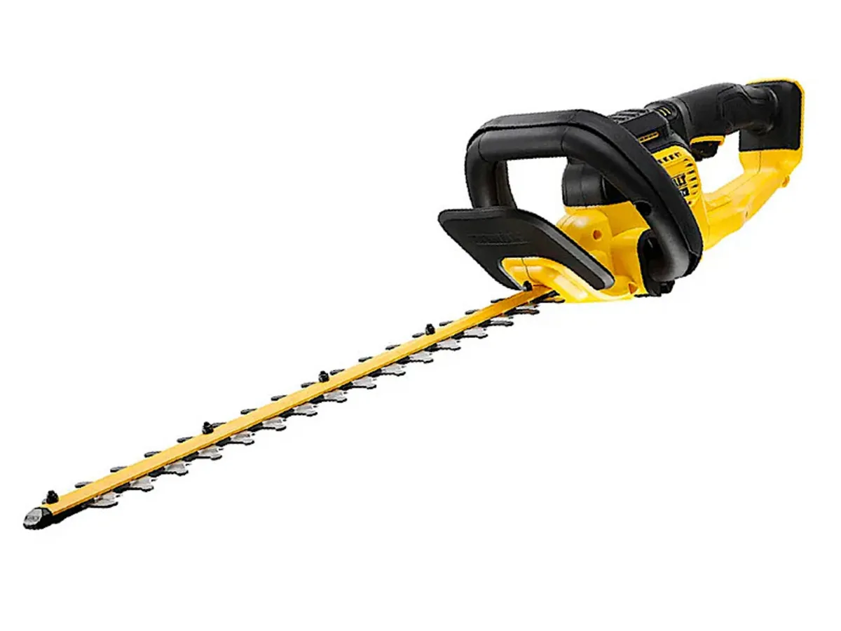 Dewalt OFFER...Strimmer and Hedge Trimmer only €39 - Image 3