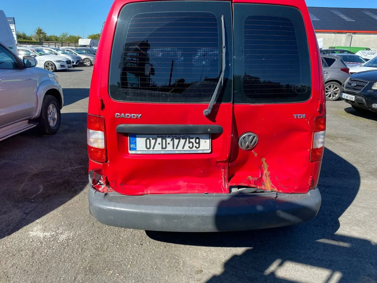 Vw caddy 2007 rear damage Driving - Image 3
