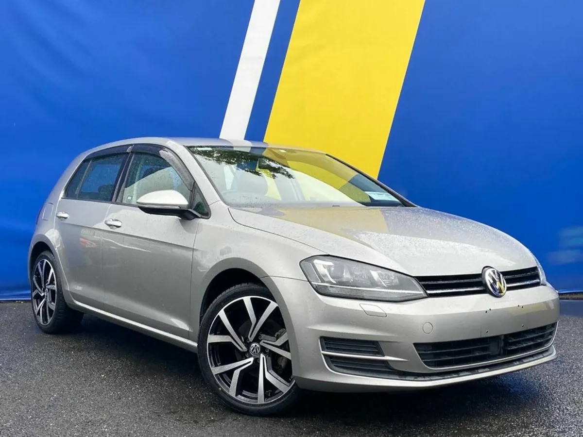 Volkswagen Golf 40TH EDITION R-LINE PACK 1.2 TSI A - Image 1