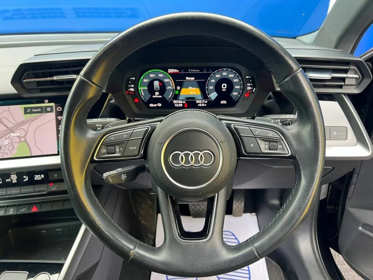 Audi A3 SPORT 40 TFSI E 1.4 HYBRID AUTO // LEATHER - Image 4