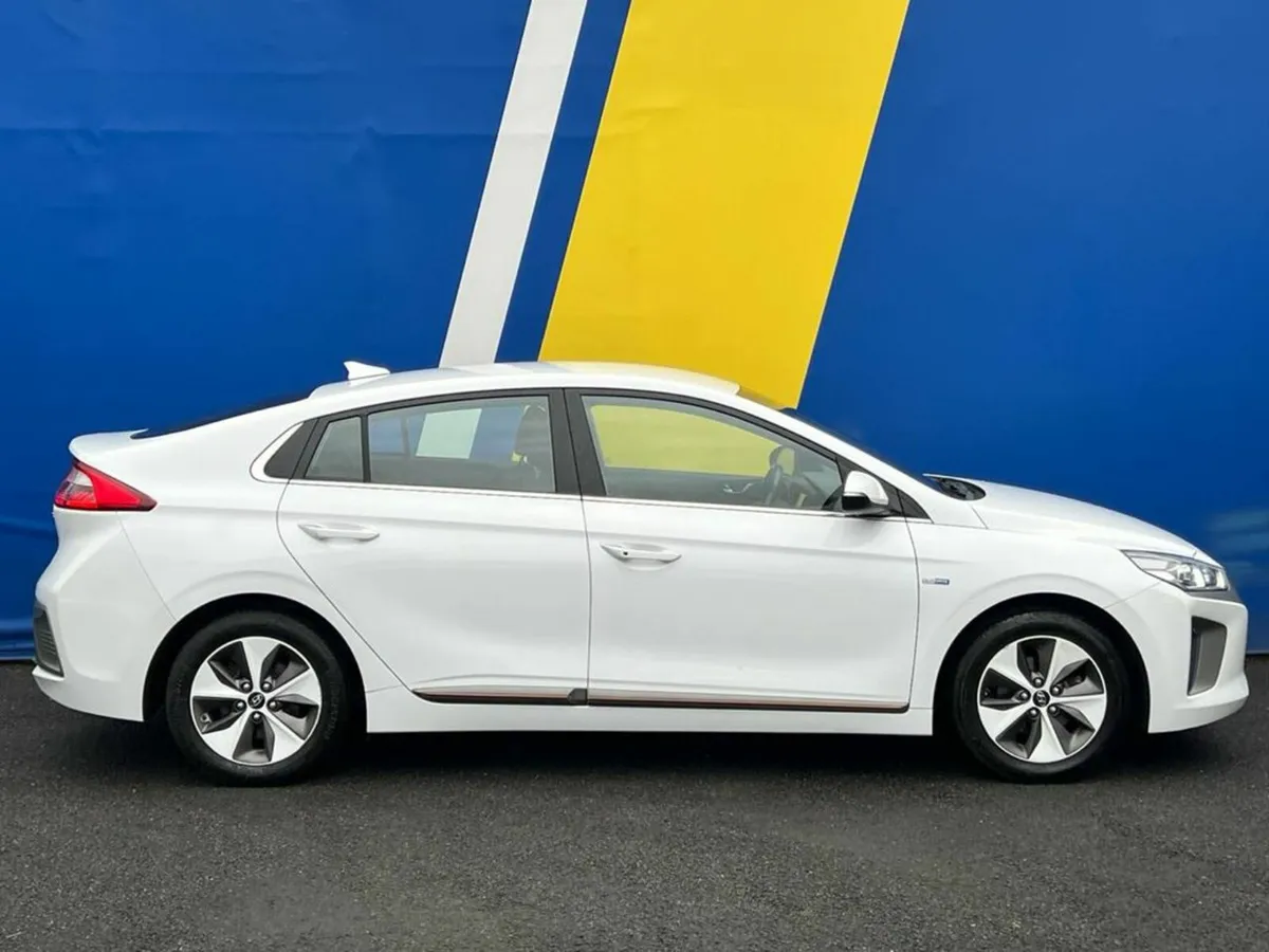 Hyundai IONIQ EV AUTO // FULL SERVICE HISTORY // S - Image 2