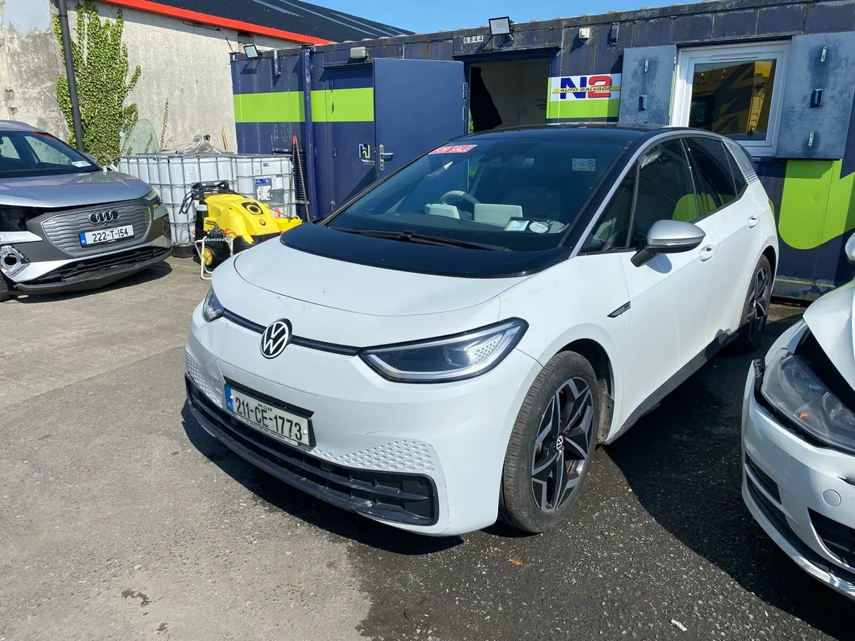 VW ID3 2021 very light damage, - Image 3