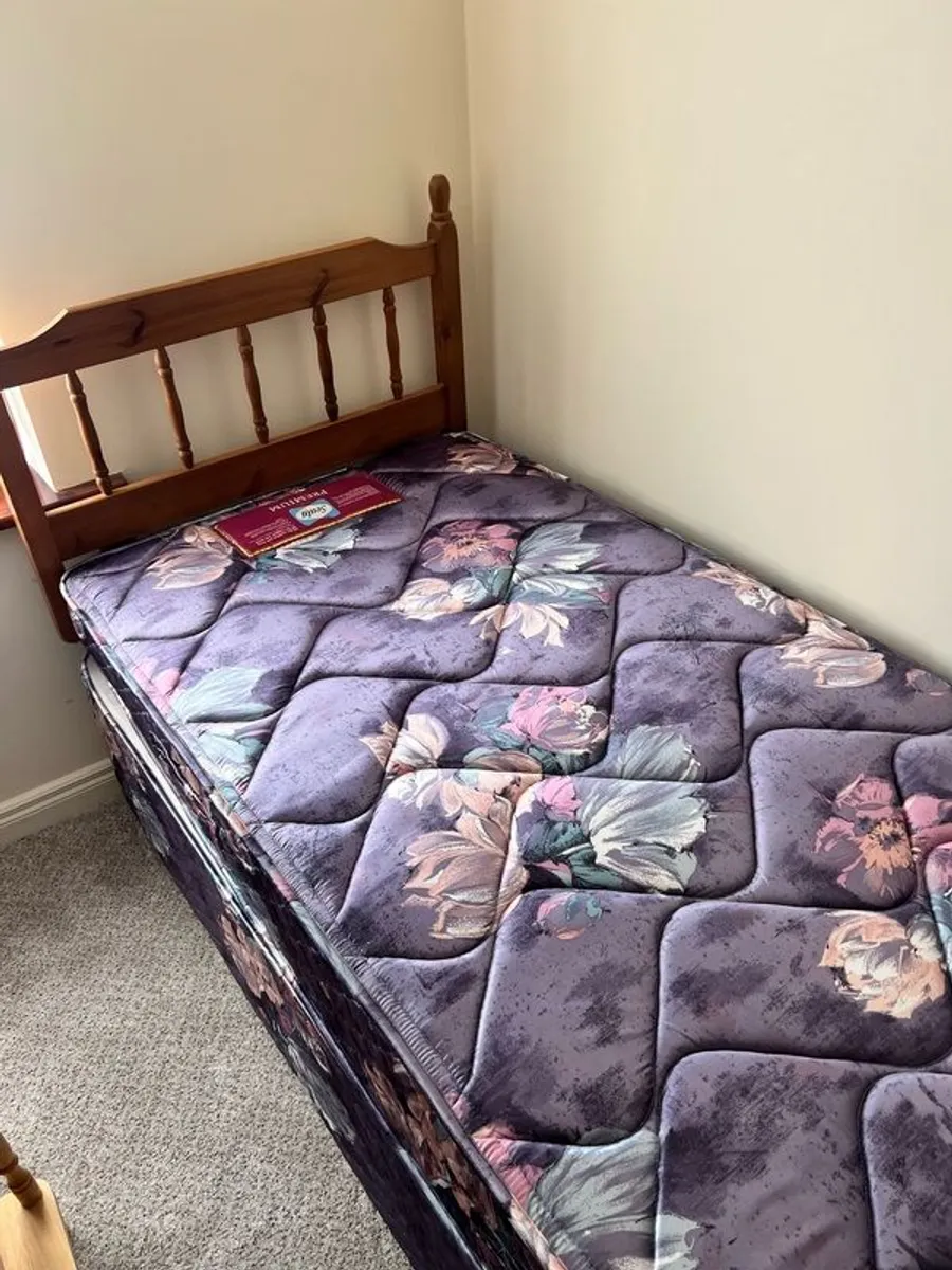 Two Single Beds - Image 2