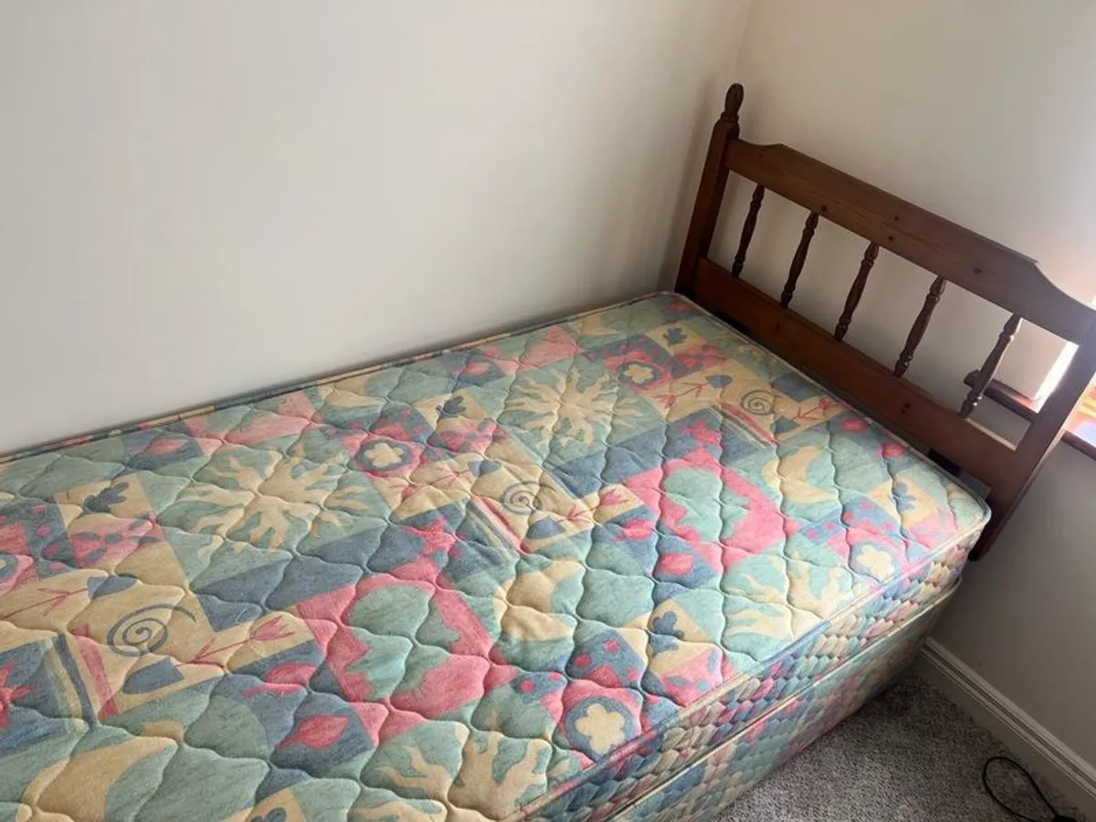 Two Single Beds - Image 4