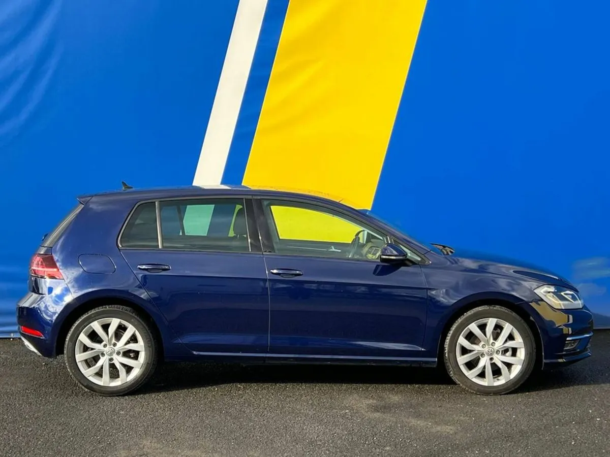 Volkswagen Golf HIGHLINE 1.4 TSI AUTO // APPLE CAR - Image 2