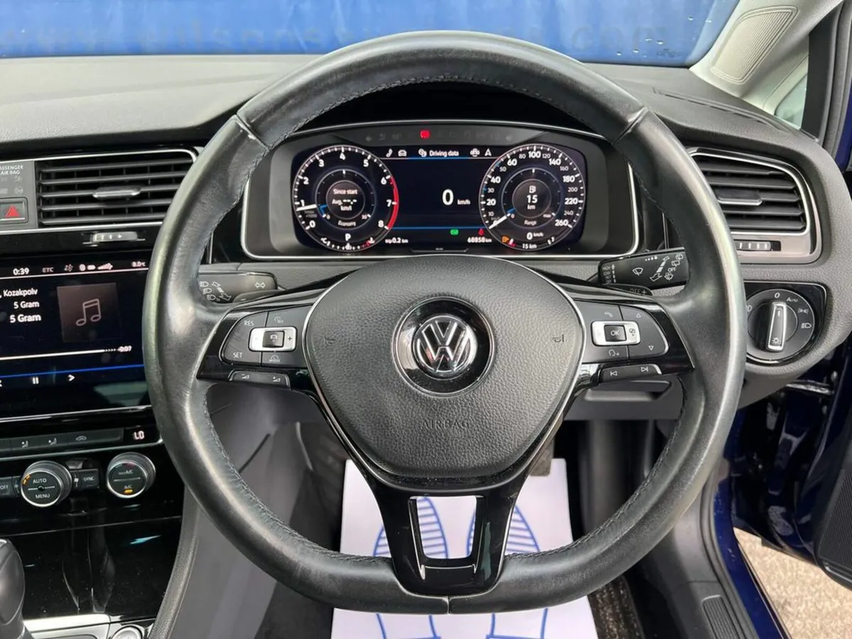Volkswagen Golf HIGHLINE 1.4 TSI AUTO // APPLE CAR - Image 4