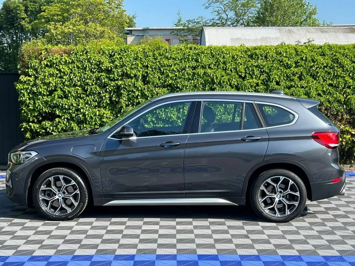 BMW X1 XDRIVE25e XLINE 1.5 HYBRID AUTO // LEATHER - Image 3