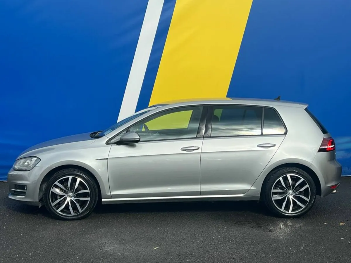 Volkswagen Golf HIGHLINE 1.4 TSI AUTO // APPLE CAR - Image 3