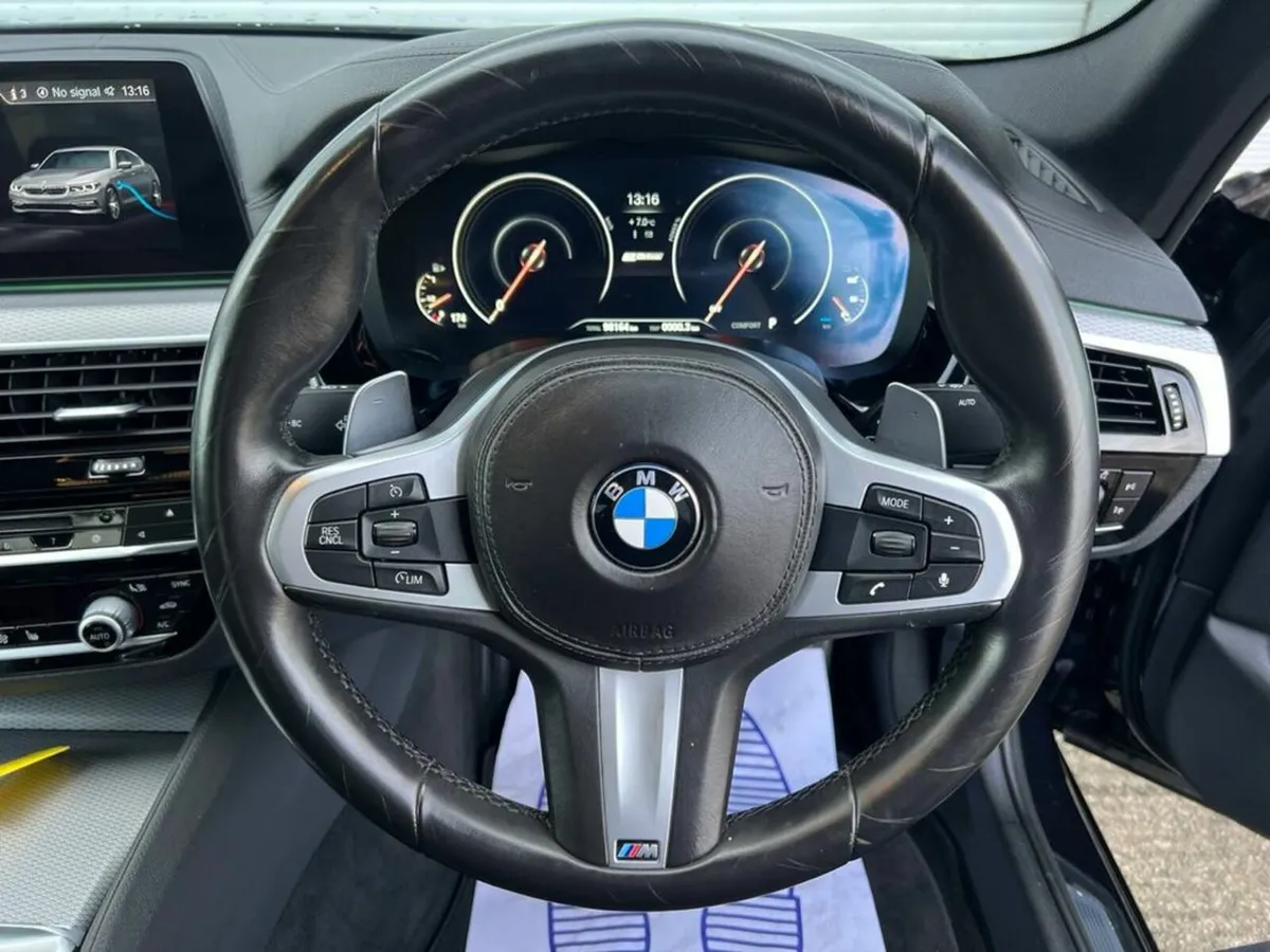 BMW 5-Series 530e M-SPORT 2.0 PLUG-IN HYBRID AUTO - Image 4