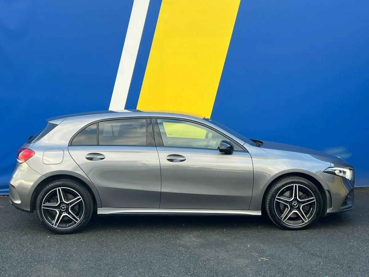 Mercedes-Benz A-Class A250e AMG-LINE 1.3 PLUG-IN H - Image 2