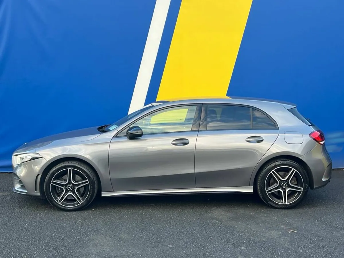 Mercedes-Benz A-Class A250e AMG-LINE 1.3 PLUG-IN H - Image 3
