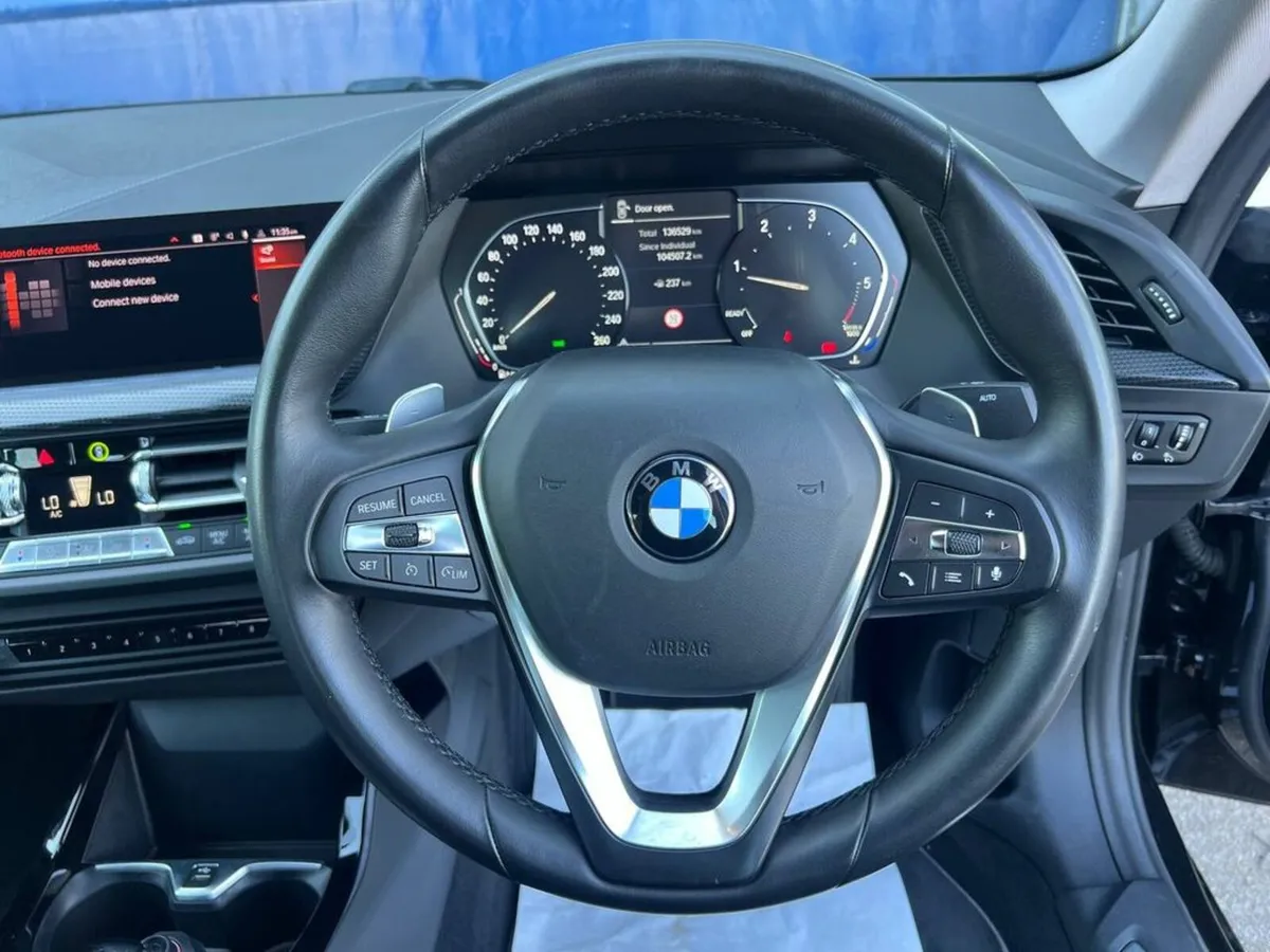 BMW 2-Series 218d AUTO // LEATHER INTERIOR // APPL - Image 4