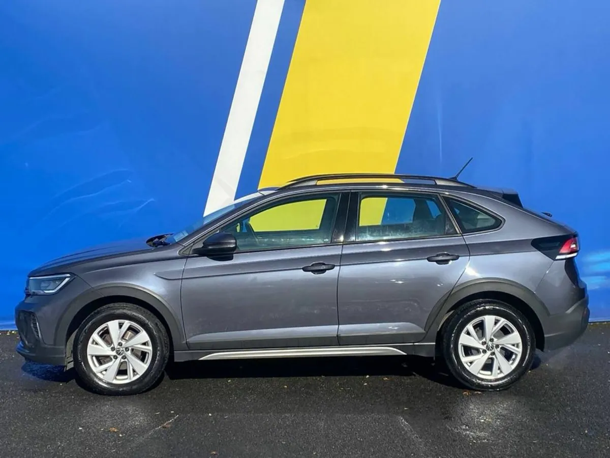 Volkswagen Taigo LIFE 1.0 TSI // MULTIMEDIA DISPLA - Image 2