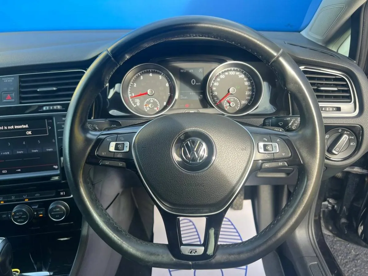 Volkswagen Golf HIGHLINE 1.4 TSI AUTO // 2 YEAR NC - Image 4