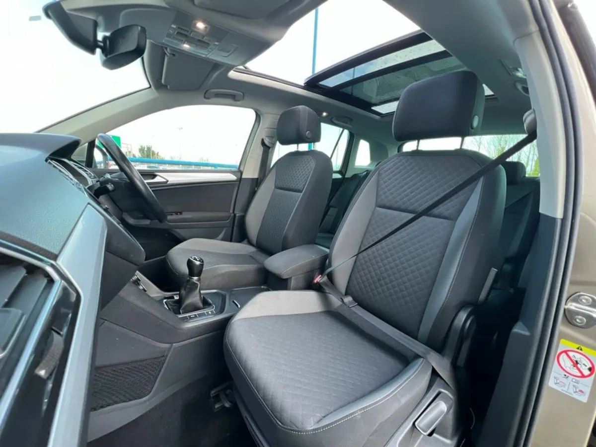 Volkswagen Tiguan COMFORTLINE 2.0 TDI // OPENING P - Image 2