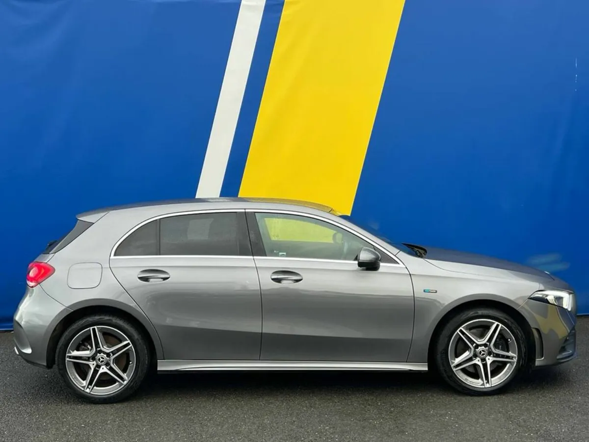 Mercedes-Benz A-Class A250e AMG-LINE 1.3 PLUG-IN H - Image 2