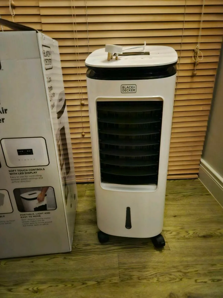 Black & Decker 7 Litre AirCooling Fan - Image 1