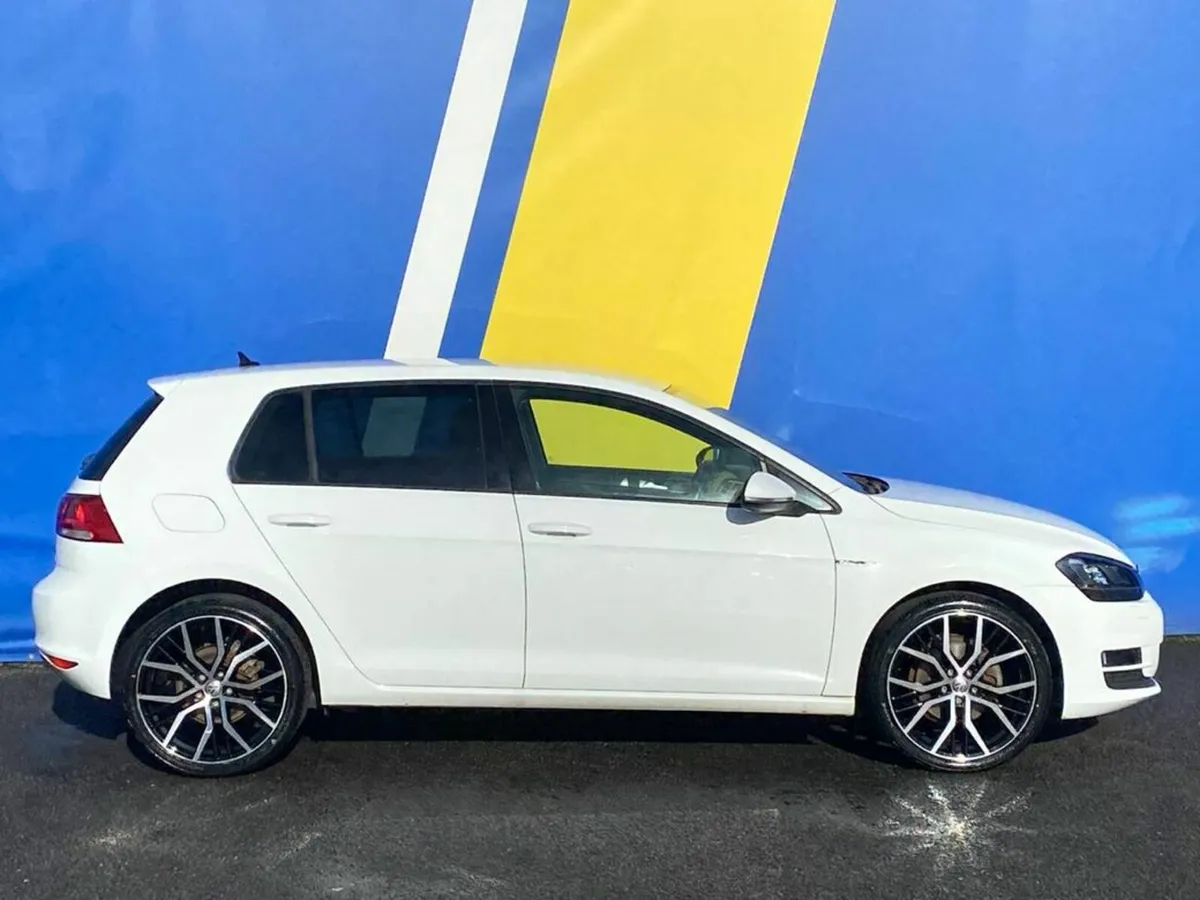 Volkswagen Golf 1.2 TSI R-LINE PACK AUTO // COMFOR - Image 2