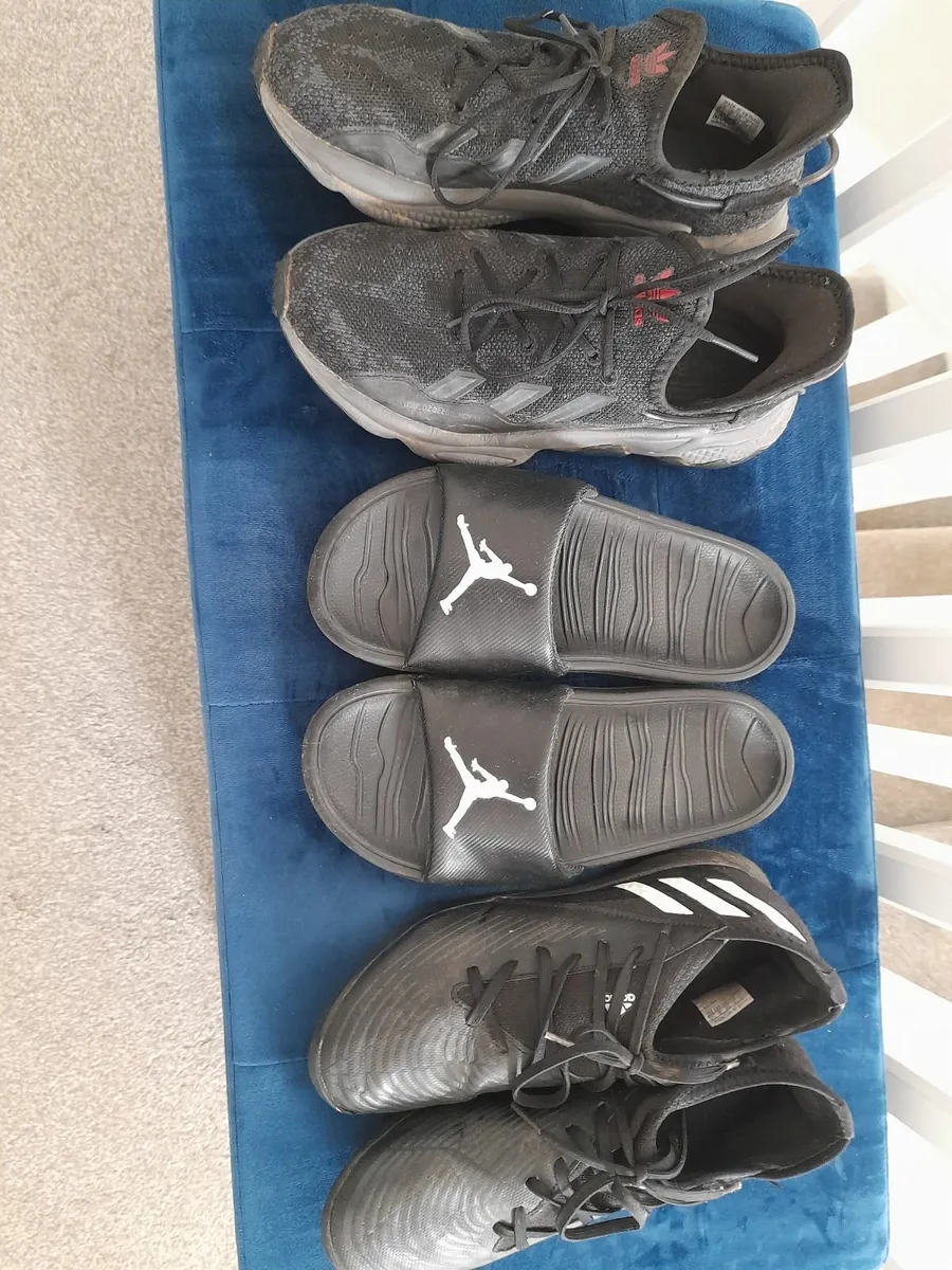 Shoes/Sliders Bundle - Image 2