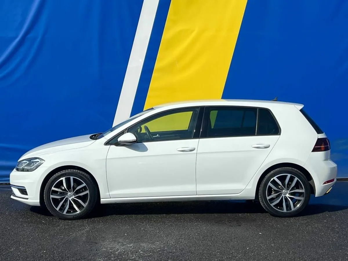 Volkswagen Golf HIGHLINE 1.4 TSI AUTO // APPLE CAR - Image 2