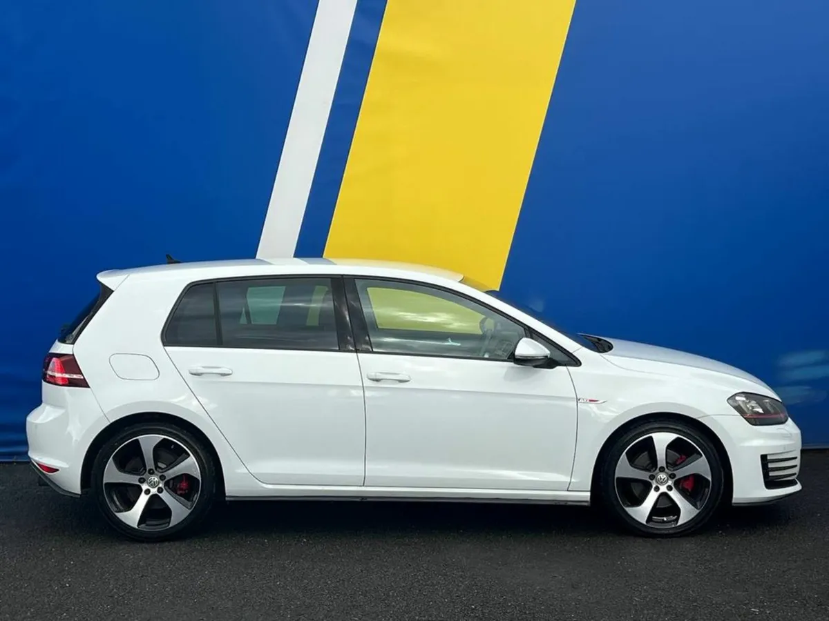 Volkswagen Golf GTI 2.0 TSI AUTO // SERVICE HISTOR - Image 2