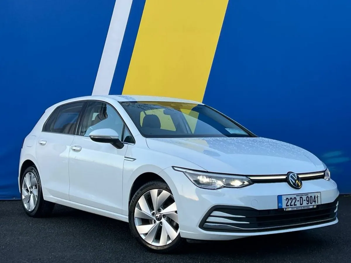 Volkswagen Golf STYLE 2.0 TDI // SAT NAV // HALF A - Image 1