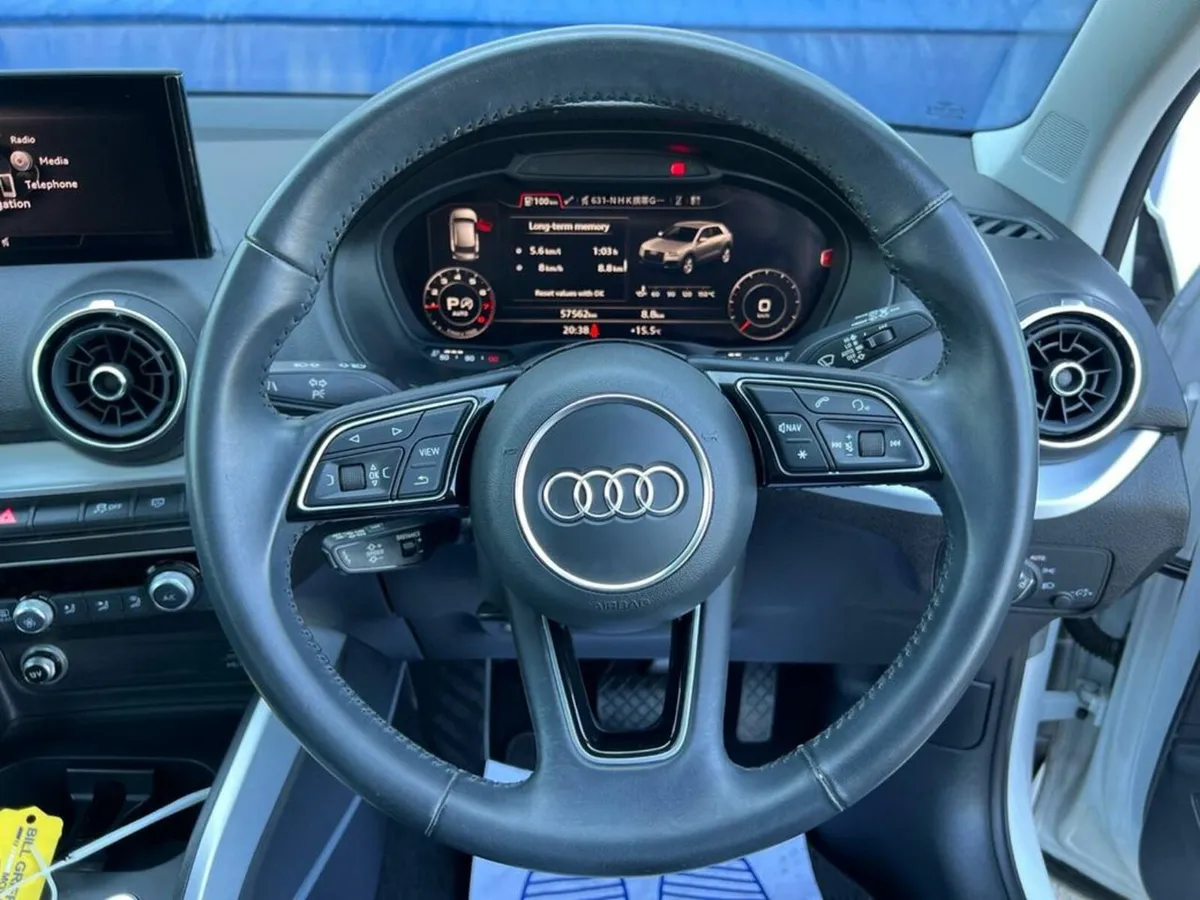 Audi Q2 SPORT 1.0 TFSI 30 AUTO // APPLE CARPLAY/AN - Image 4