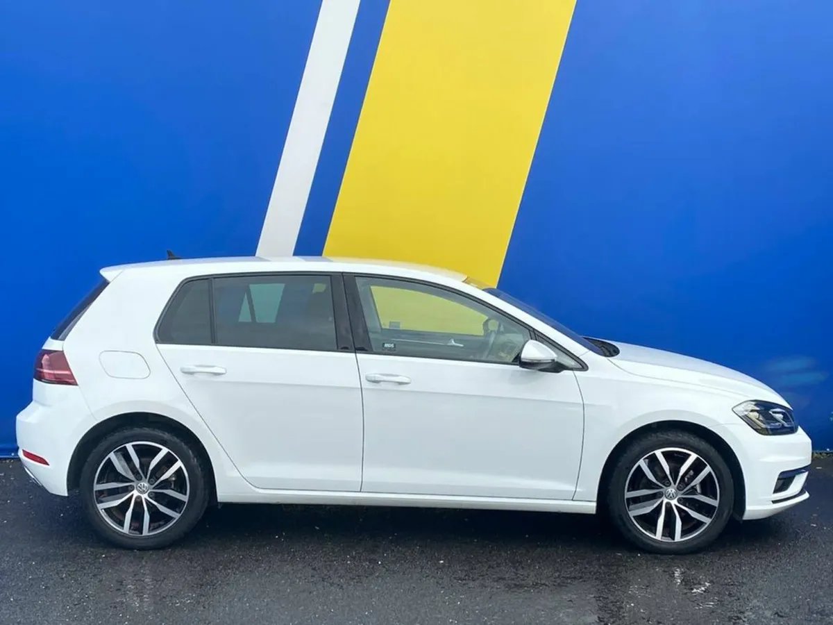 Volkswagen Golf HIGHLINE TECH EDITION 1.4 TSI AUTO - Image 2