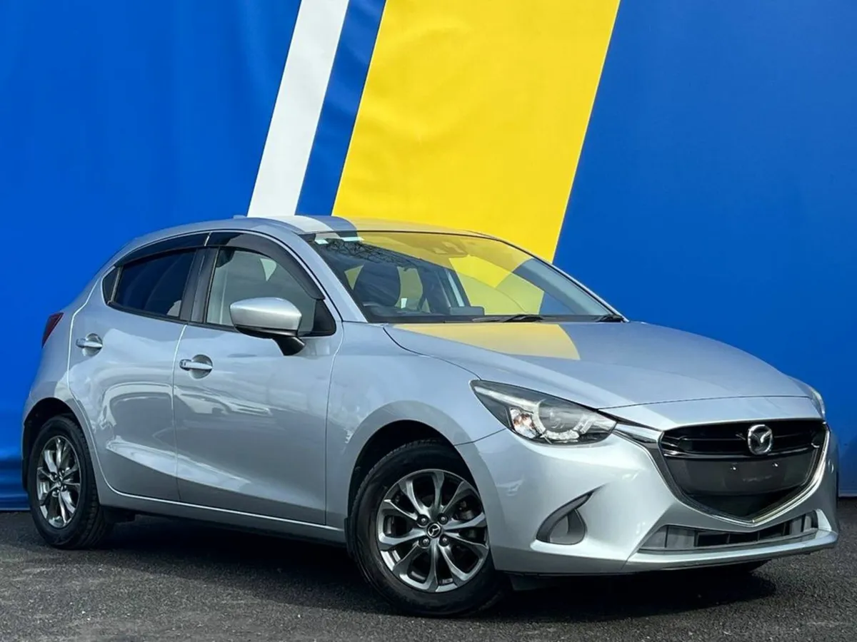 Mazda Demio SKYACTIV 1.3 AUTO // HEADS-UP DISPLAY - Image 1