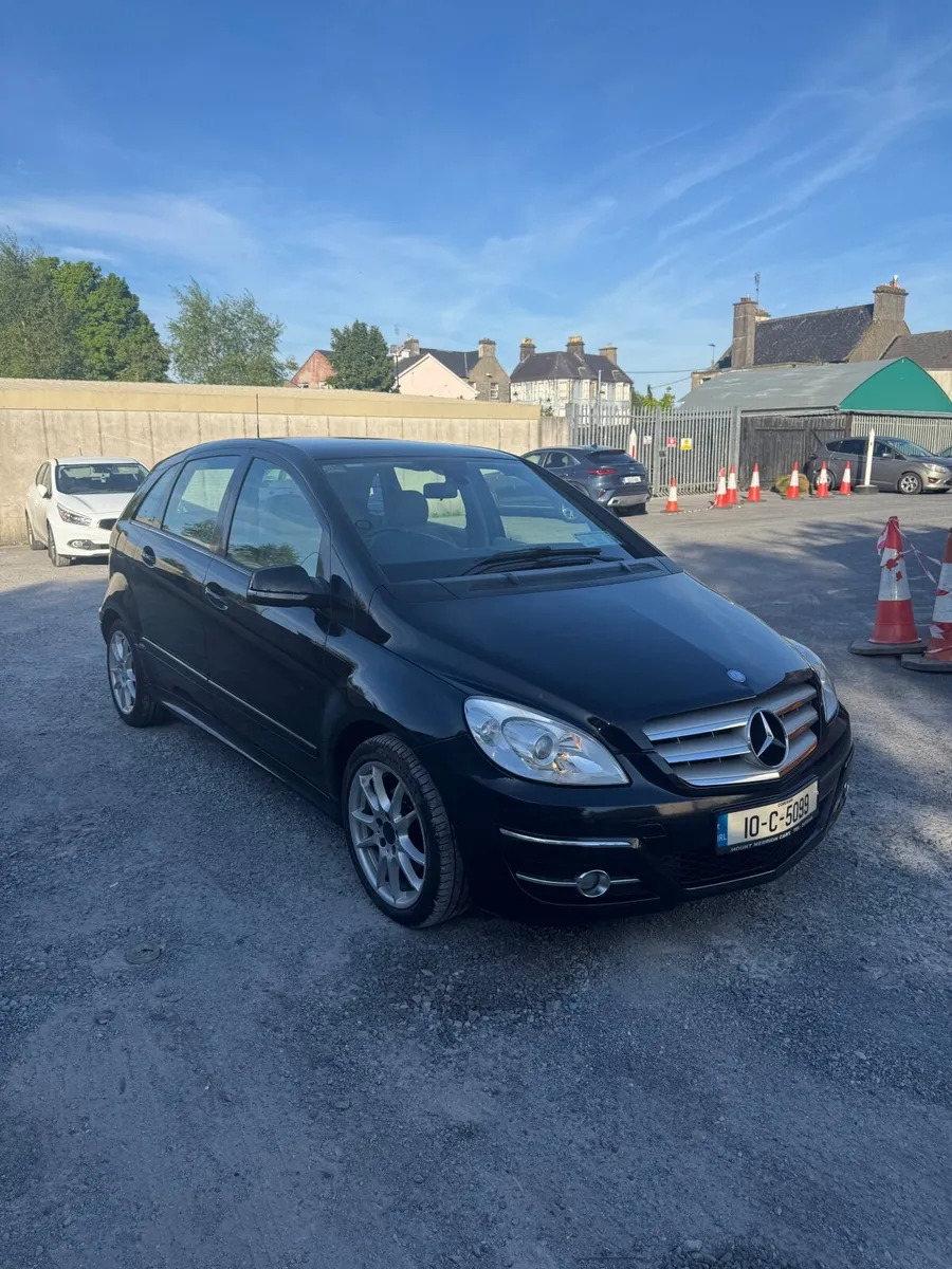 Mercedes-Benz B-Class 150 Automatic - Image 2